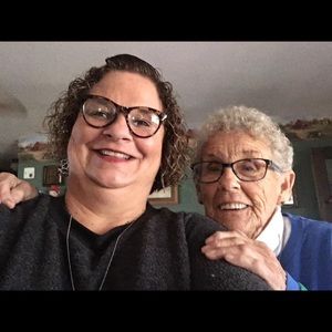 Meet your Posher, Angela